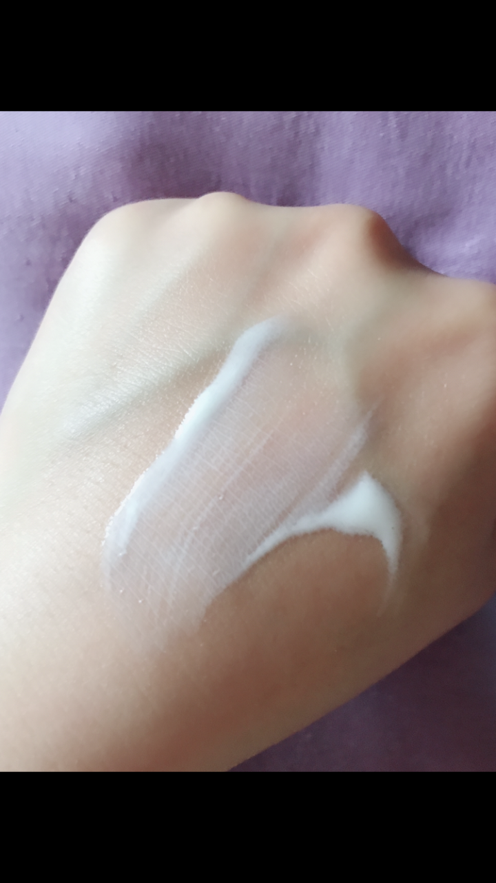 玉兰油OLAY防晒霜轻透倍护防晒液40ml（轻薄控油 SPF30 PA+++ 新老包装随机发送）怎么样，好用吗，口碑，心得，评价，试用报告,第4张