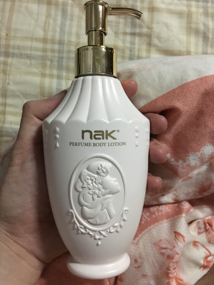 nak 香水身体乳女香体露护持久留香润肤霜进口香氛补水保湿滋全身去鸡皮妩媚浓情300g 妩媚浓情身体乳香奈儿香型怎么样，好用吗，口碑，心得，评价，试用报告,第2张