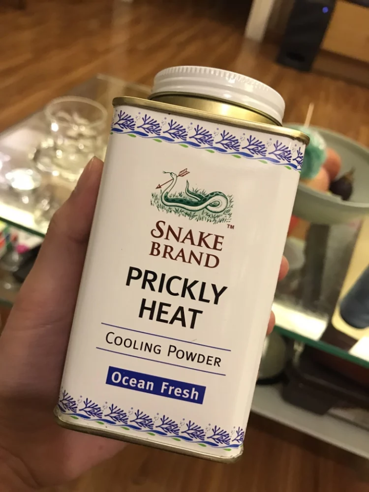 蛇牌（SNAKE BRAND） 泰国蛇牌原装进口圣乐圣露斯蛇粉热痱子粉宝宝儿童爽身粉婴儿 经典玫瑰花 140g怎么样，好用吗，口碑，心得，评价，试用报告,第2张