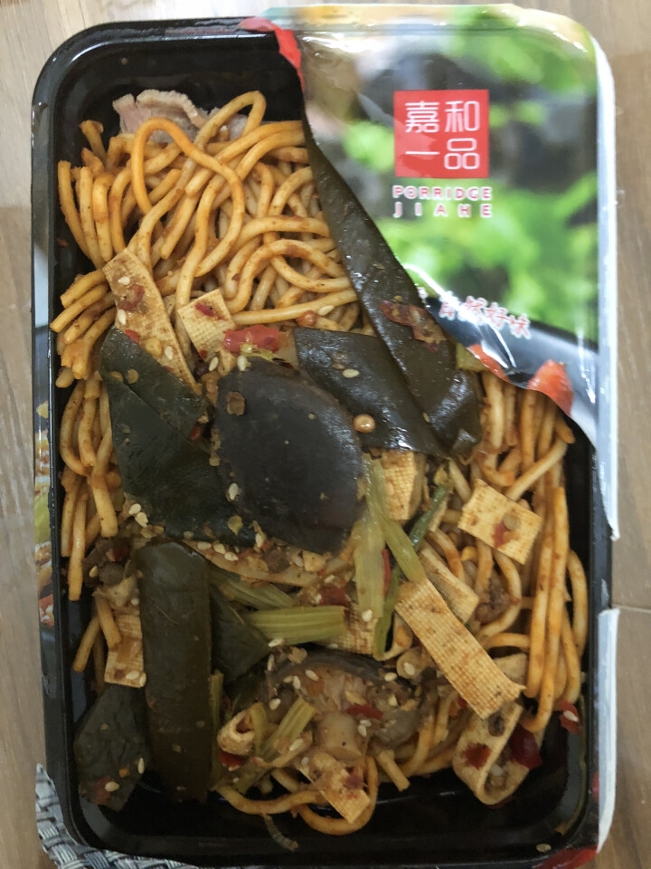 嘉和一品 麻辣香锅焖面 360g 方便面 面条（2件起售）怎么样，好用吗，口碑，心得，评价，试用报告,第3张