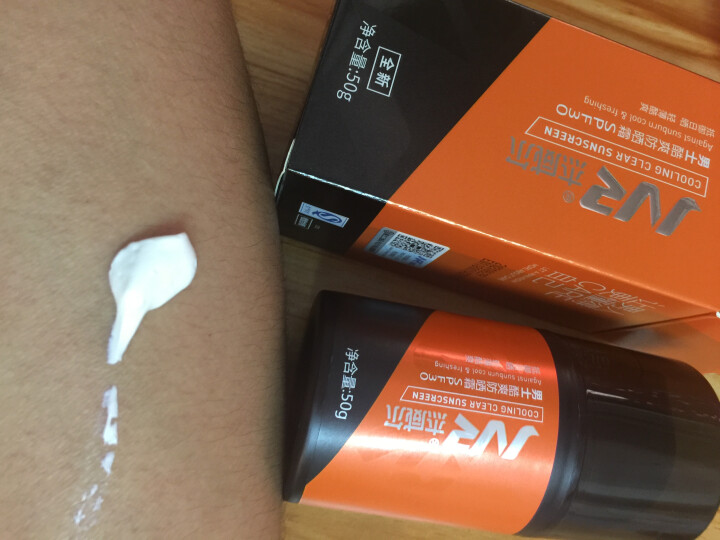 杰威尔 男士酷爽防晒霜SPF30 50g 面霜乳液 防晒隔离霜护肤品 防晒霜男 郊外出游怎么样，好用吗，口碑，心得，评价，试用报告,第4张