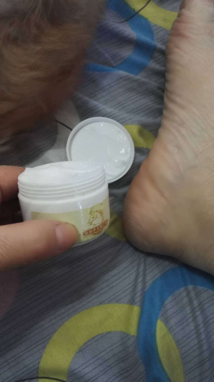 仲圣堂 马油手足裂口膏脚后跟干裂龟裂手足皲裂膏防裂膏脱皮膏脚裂膏保湿护肤霜 手裂护手霜怎么样，好用吗，口碑，心得，评价，试用报告,第2张