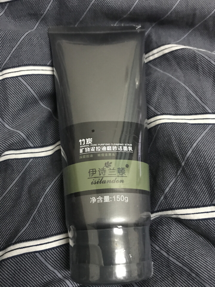 伊诗兰顿（isilandon） 竹炭矿物泥磨砂洁面乳洗面奶男150g 控油祛痘去黑头角质怎么样，好用吗，口碑，心得，评价，试用报告,第2张