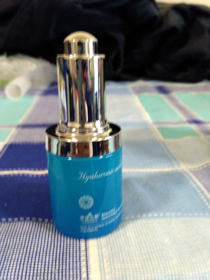 伊诗兰顿（isilandon） 玻尿酸修护精华液女30ml 补水保湿肌底液 紧致收缩毛孔原液男士怎么样，好用吗，口碑，心得，评价，试用报告,第4张