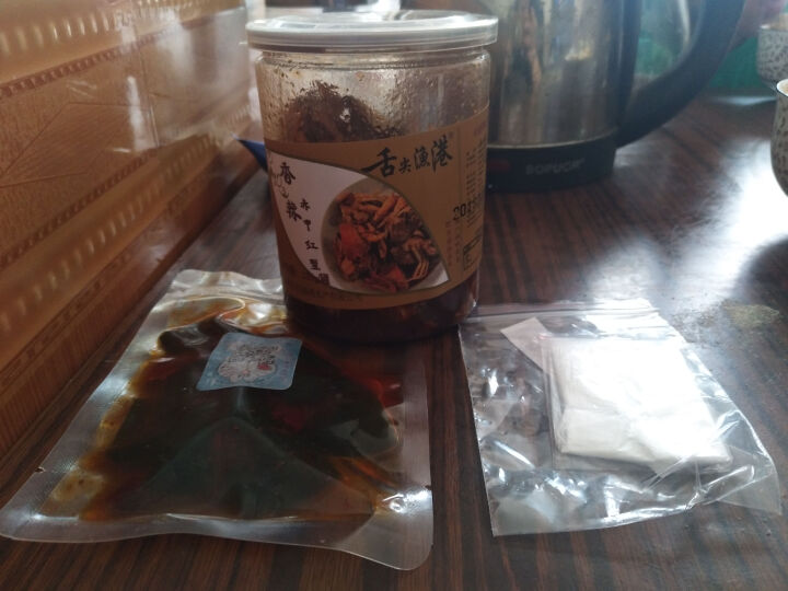 通聚 香辣蟹熟食麻辣赤甲红蟹海螃蟹零食即食海鲜235g罐装包邮 麻辣味怎么样，好用吗，口碑，心得，评价，试用报告,第3张