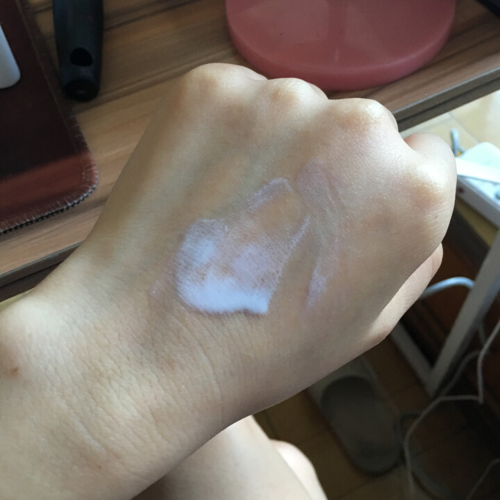 玉兰油OLAY防晒霜轻透倍护防晒液40ml（轻薄控油 SPF30 PA+++ 新老包装随机发送）怎么样，好用吗，口碑，心得，评价，试用报告,第2张