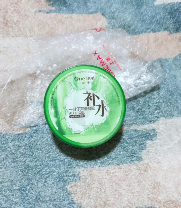 一叶子芦荟凝胶180g 芦荟胶 （补水保湿 化妆品 护肤品）怎么样，好用吗，口碑，心得，评价，试用报告,第3张