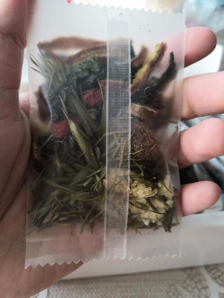 曼陀山庄 花草茶 舒心茶 老师必备 正宗宁夏大枸杞 胖大海花 菊花茶 甘草 桑叶 淡竹叶养生组合花茶怎么样，好用吗，口碑，心得，评价，试用报告,第4张