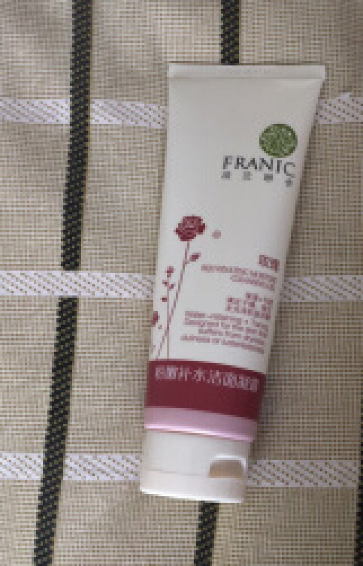 法兰琳卡（FRANIC）洗面奶粉嫩补水洁面凝露120ml 深层清洁 控油平衡怎么样，好用吗，口碑，心得，评价，试用报告,第2张