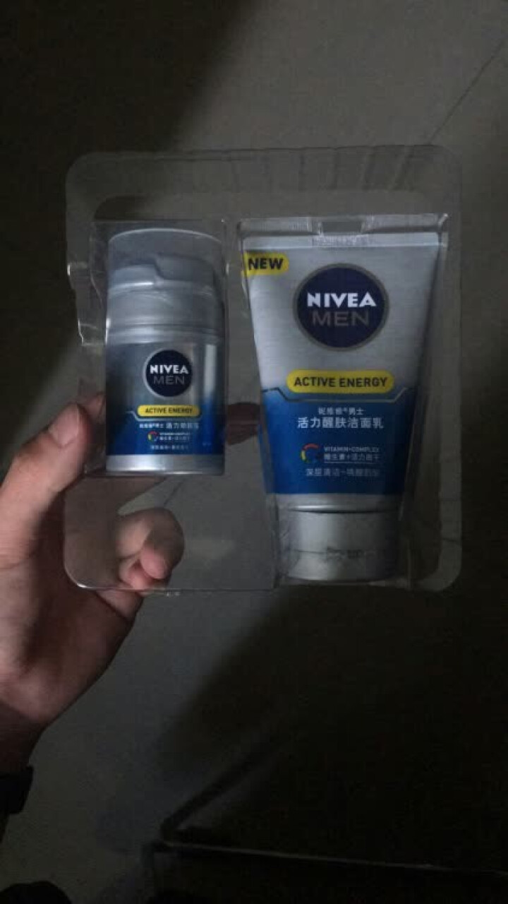 妮维雅(NIVEA)男士活力劲肤露护肤礼盒（劲肤露50g+醒肤洁面乳100g 男士护肤套装）怎么样，好用吗，口碑，心得，评价，试用报告,第2张