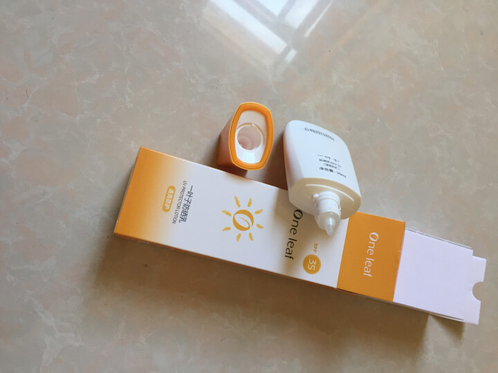 一叶子防晒乳SPF35PA+  39ml（清爽 补水保湿 防晒隔离）怎么样，好用吗，口碑，心得，评价，试用报告,第4张