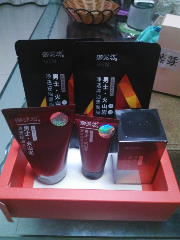 御泥坊男士 火山岩净透控油礼盒（左手韩定制 洗面奶150ml+爽肤露50ml+面膜2片）（化妆品套装 护肤品）怎么样，好用吗，口碑，心得，评价，试用报告,第4张