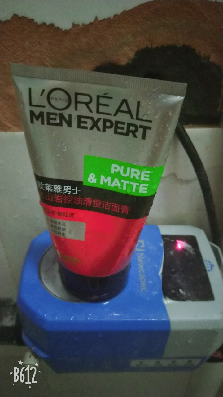 欧莱雅（LOREAL）男士火山岩控油清痘洁面膏100ml（男士洗面奶 清洁毛孔 护肤化妆品 祛痘）怎么样，好用吗，口碑，心得，评价，试用报告,第2张