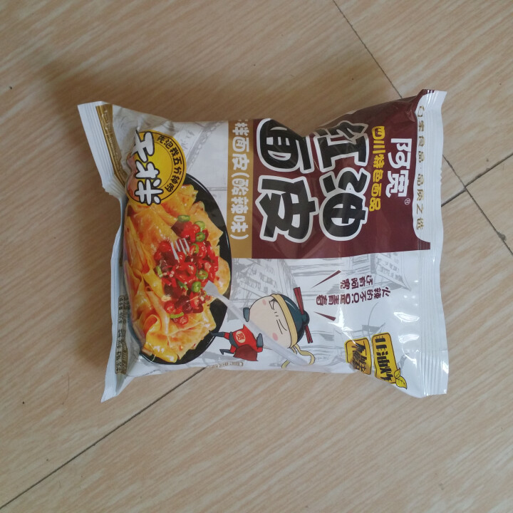 阿宽旅行套餐 重庆小面酸辣味 麻辣味 铺盖面红油面皮 方便面干拌面6碗装 阿宽红油面皮1袋怎么样，好用吗，口碑，心得，评价，试用报告,第2张