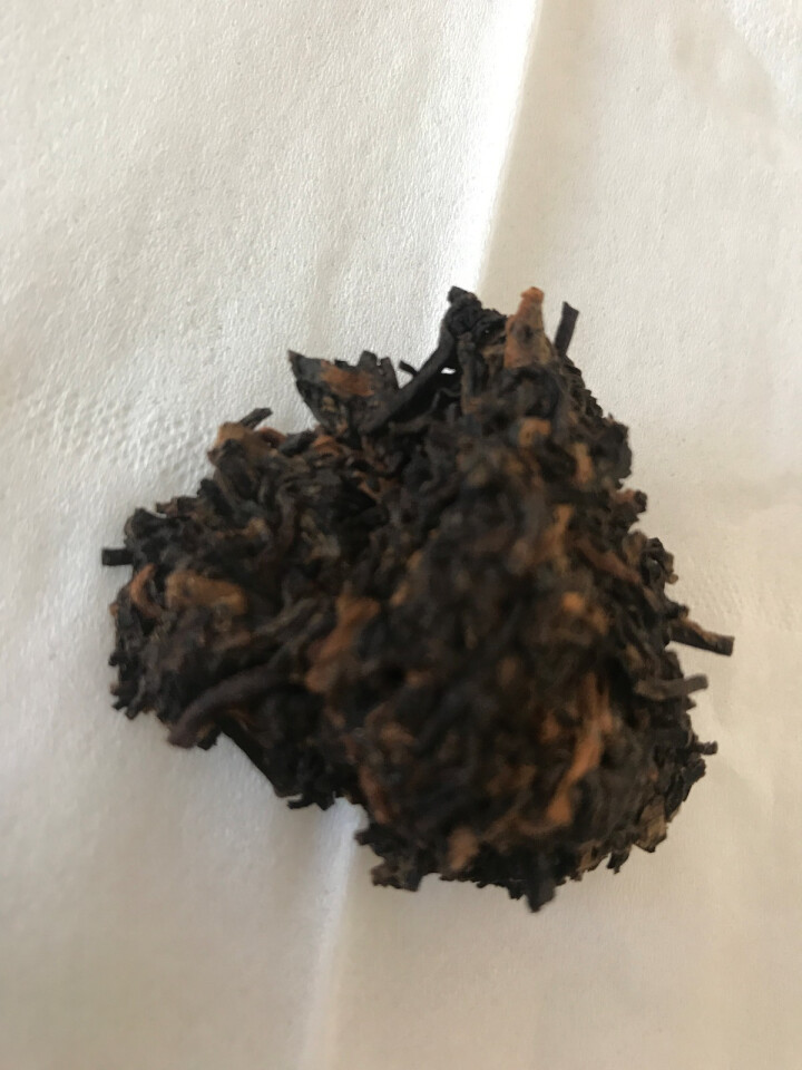 新境 云南普洱茶熟茶 饼茶 宫廷普洱茶 七子饼熟茶 2010年勐海古树茶 370克怎么样，好用吗，口碑，心得，评价，试用报告,第3张