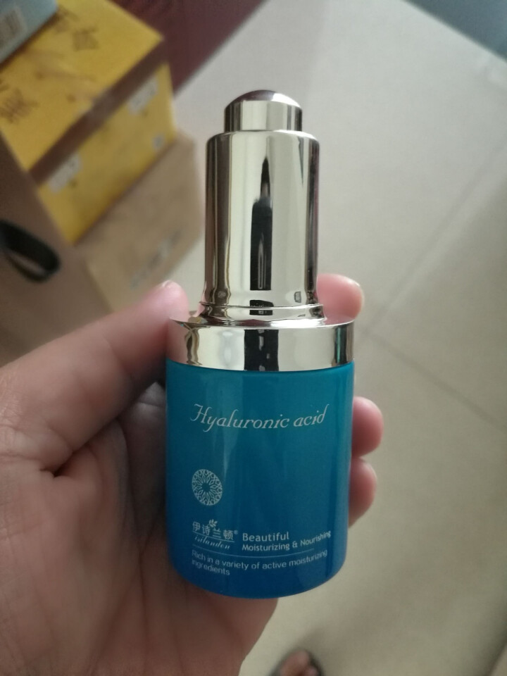 伊诗兰顿（isilandon） 玻尿酸修护精华液女30ml 补水保湿肌底液 紧致收缩毛孔原液男士怎么样，好用吗，口碑，心得，评价，试用报告,第2张