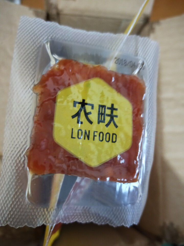 农畉（LONFOOD） 农畉猪肉脯75g 原味蜜汁香辣休闲小零食 香辣怎么样，好用吗，口碑，心得，评价，试用报告,第4张