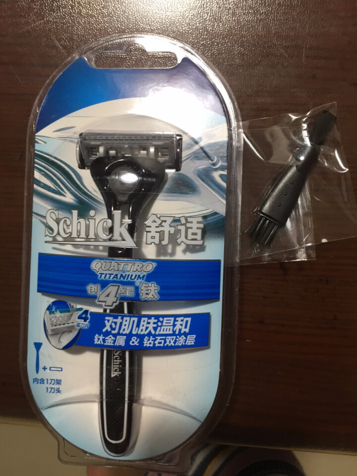 舒适（Schick） Schick舒适创4纪钛手动剃须刀刮胡刀金属刀架剃须泡 1刀架1刀头怎么样，好用吗，口碑，心得，评价，试用报告,第2张