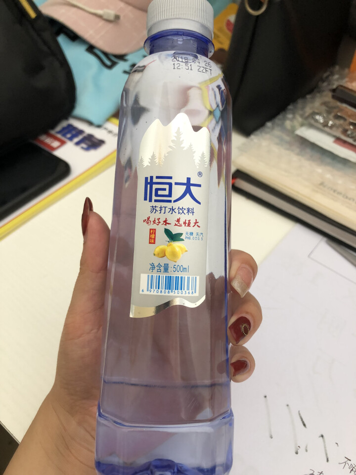 恒大 柠檬味苏打水饮料 无糖无汽弱碱性水 500ml*1瓶怎么样，好用吗，口碑，心得，评价，试用报告,第3张