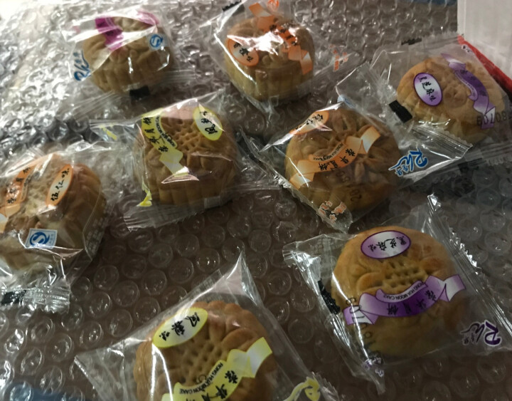 广式月饼多口味散装迷你小月饼35g独立包装水果味清真糕点点心黑芝麻果仁 8个随机口味怎么样，好用吗，口碑，心得，评价，试用报告,第2张