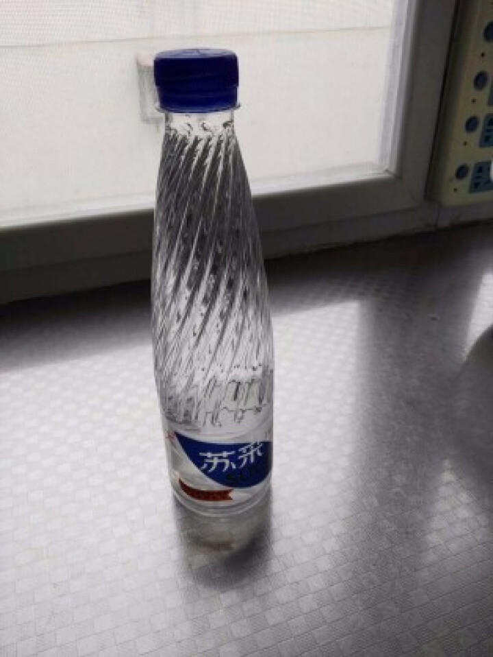 恒大 苏采天然矿泉水 饮用水 非纯净水 个性瓶身高颜值 500ml*1瓶怎么样，好用吗，口碑，心得，评价，试用报告,第4张