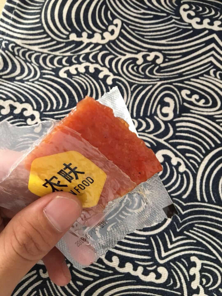 农畉（LONFOOD） 农畉猪肉脯75g 原味蜜汁香辣休闲小零食 香辣怎么样，好用吗，口碑，心得，评价，试用报告,第4张