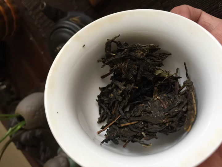 大益普洱茶 8582生茶饼茶 2012年201批次试饮8g怎么样，好用吗，口碑，心得，评价，试用报告,第2张