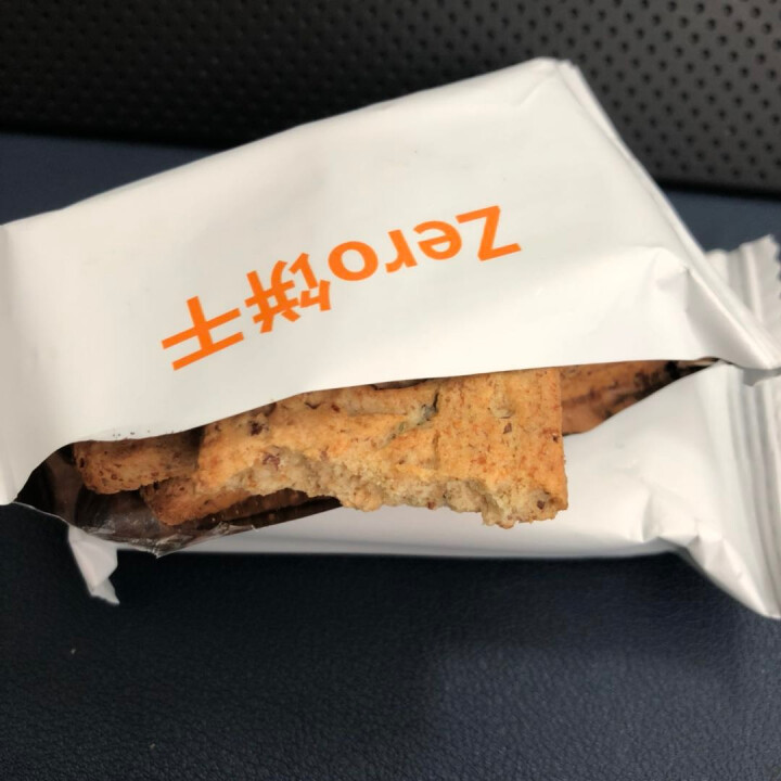 初吉（CHUJI） ZERO黑燕麦饼干 无糖添加食品糖尿人代餐零食油卡脂热量粗粮魔芋全麦饼干 原味怎么样，好用吗，口碑，心得，评价，试用报告,第4张