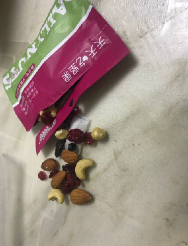 米卡米卡 天天吃坚果 每日坚果 混合坚果 25g/1日装怎么样，好用吗，口碑，心得，评价，试用报告,第3张