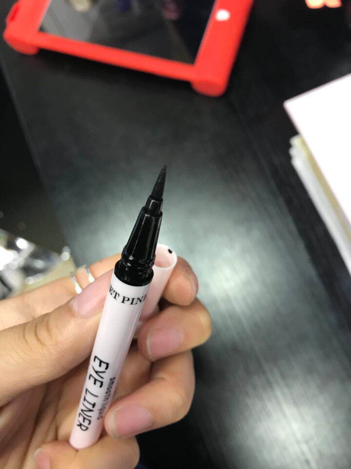 粉色安琪呆萌熊猫眼线笔1.0ml（防水不晕染 防汗 不脱色 持久 内眼线 硬头铅笔 初学者 正品 ） 黑色怎么样，好用吗，口碑，心得，评价，试用报告,第4张