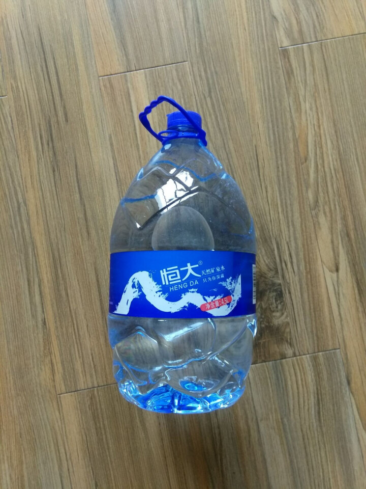 恒大 饮用天然矿泉水大桶装4.5L*4瓶 整箱怎么样，好用吗，口碑，心得，评价，试用报告,第2张