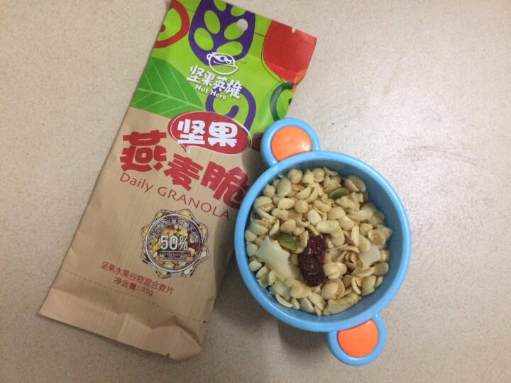 坚果英雄 坚果燕麦脆 冲饮谷物 早餐即食香脆燕麦片 坚果燕麦脆（mini装）35g*7包*1盒怎么样，好用吗，口碑，心得，评价，试用报告,第3张