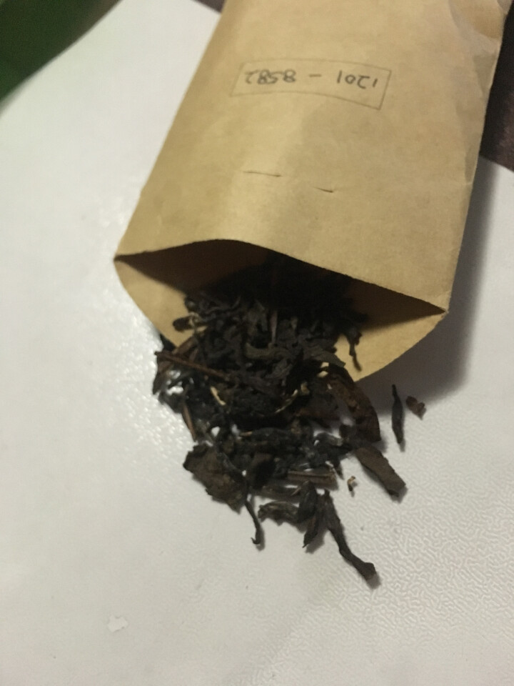 大益普洱茶 8582生茶饼茶 2012年201批次试饮8g怎么样，好用吗，口碑，心得，评价，试用报告,第2张