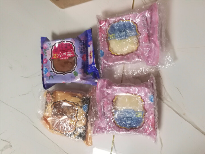 【曲靖馆】宣龙宣威火腿饼 80克X10枚礼盒装 云南云腿月饼中秋礼品 云腿蛋黄10枚怎么样，好用吗，口碑，心得，评价，试用报告,第3张