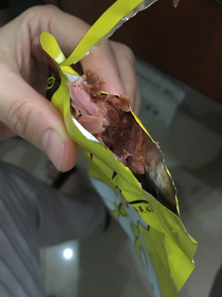 【京东自有品牌】八享时 嘬鸭 卤鸭脖子200g 麻辣味 肉干肉脯 零食特产 卤味小吃怎么样，好用吗，口碑，心得，评价，试用报告,第3张