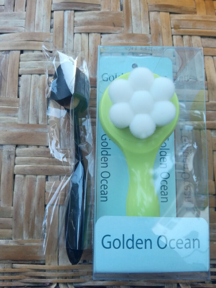 GoldenOcean金海洋梅花双面洗脸刷 站立式软毛硅胶洗脸刷 去黑头去角质 洗脸扑洁面刷 草绿色怎么样，好用吗，口碑，心得，评价，试用报告,第3张