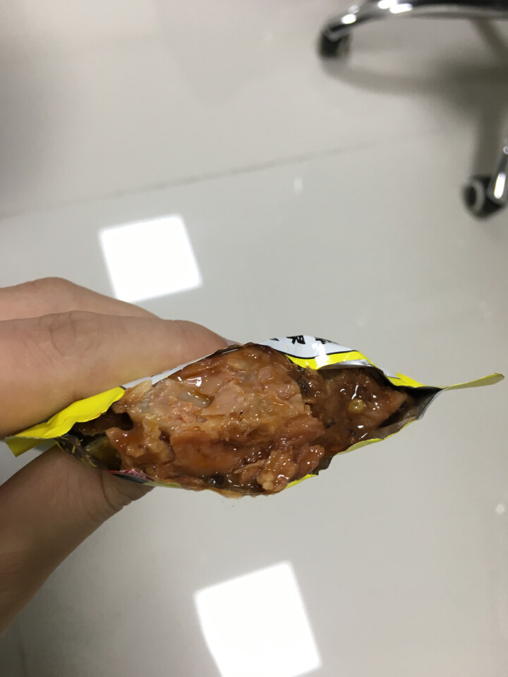 【京东自有品牌】八享时 嘬鸭 卤鸭脖子200g 麻辣味 肉干肉脯 零食特产 卤味小吃怎么样，好用吗，口碑，心得，评价，试用报告,第4张