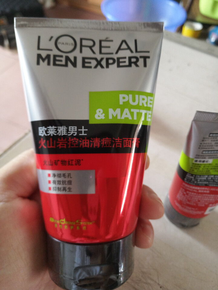 欧莱雅（L'OREAL）男士洁面膏洗面奶洁面乳啫喱深层清洁祛痘抗黑头化妆品护肤 火山岩清痘洁面膏100ml（油皮亲妈,干皮勿扰）怎么样，好用吗，口碑，心得，评价,第7张