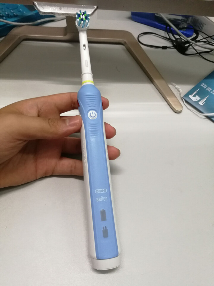 博朗 欧乐B（Oralb）P2000蓝 电动牙刷 3D声波震动成人充电式牙刷 清除牙渍 配EB17、EB50双刷头怎么样，好用吗，口碑，心得，评价，试用报告,第8张