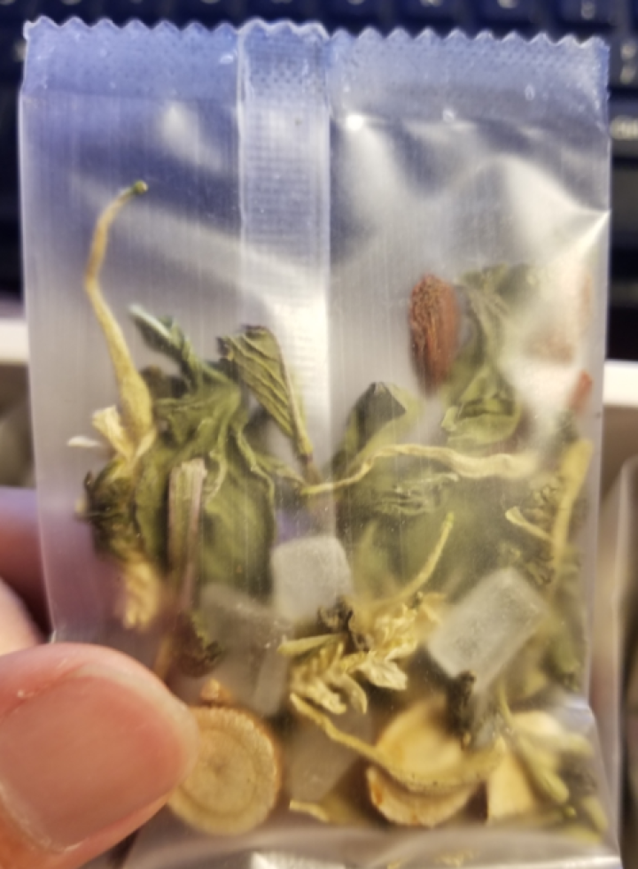 曼陀山庄 花茶叶 金银花菊花茶 金银花茶 白菊正宗宁夏枸杞 薄荷凉茶 甘草 冰糖 养生组合花草茶怎么样，好用吗，口碑，心得，评价，试用报告,第3张