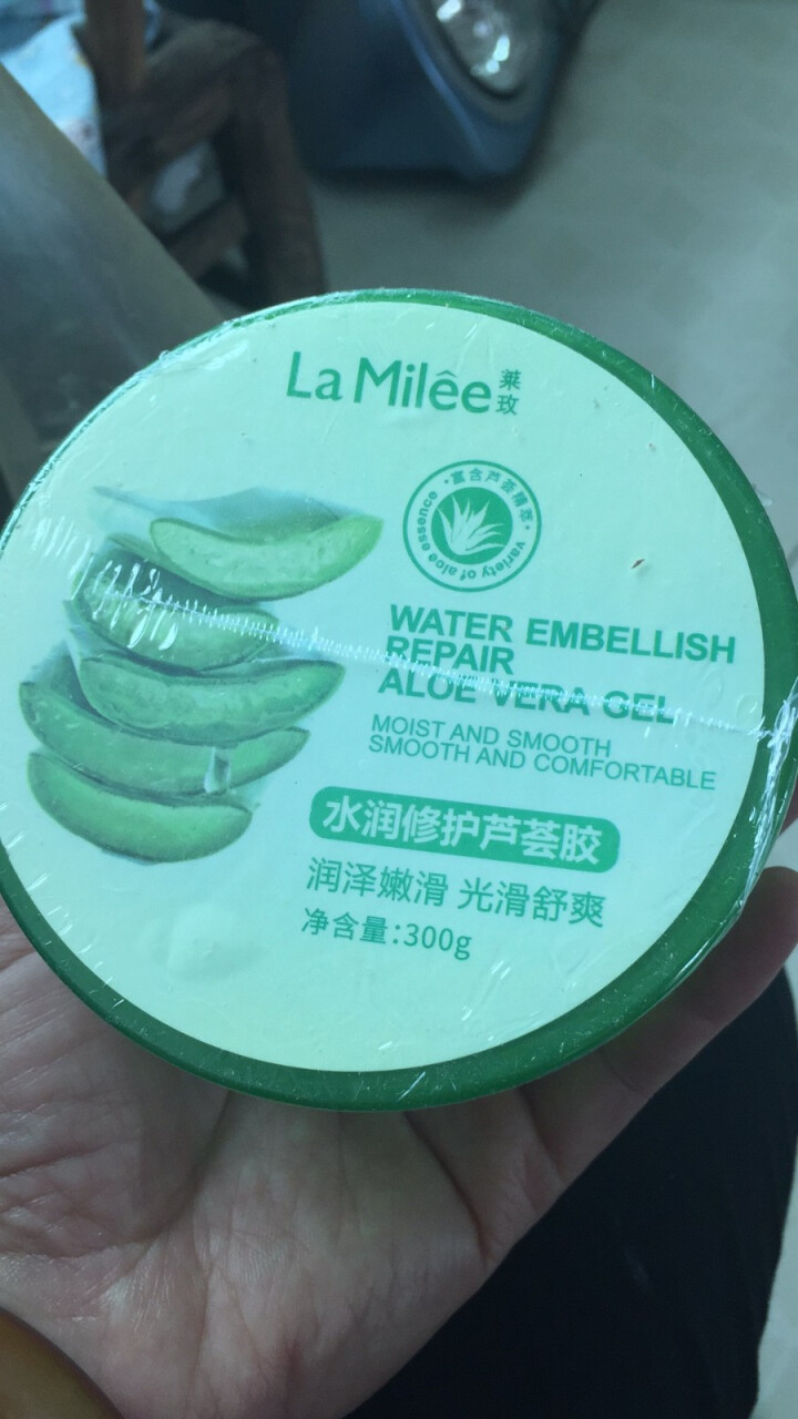 LaMilee莱玫 水润修护芦荟胶补水保湿（晒后修护， 舒缓肌肤、淡化痘印、控油平衡）芦荟凝胶正品 300g怎么样，好用吗，口碑，心得，评价，试用报告,第3张