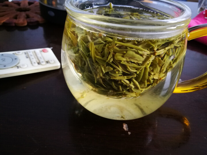 【恩施农】瀑泉绿茶 炒青绿茶罐装买一送一共300g 湖北恩施高山绿茶怎么样，好用吗，口碑，心得，评价，试用报告,第4张