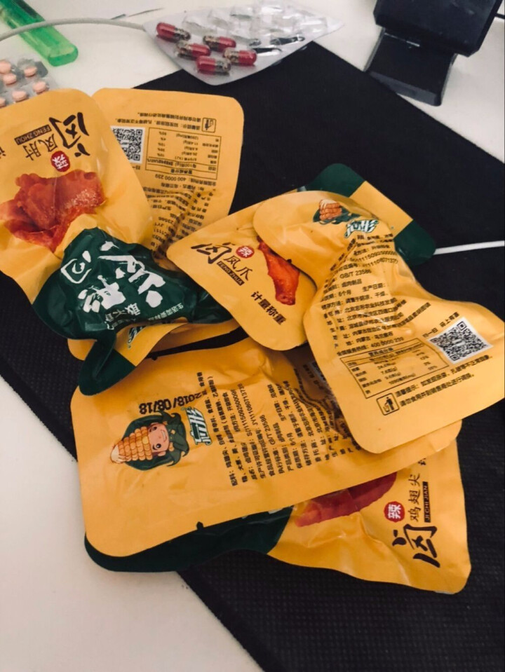 忘形食品 麻辣凤爪凤肘鸡翅尖各两袋 辣子鸡肉干肉脯 休闲零食 熟食肉类怎么样，好用吗，口碑，心得，评价，试用报告,第4张