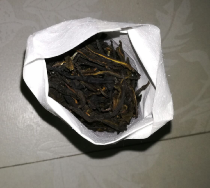 新境 茶叶 云南普洱茶生茶 散茶 500年古树普洱 2017年异度陈香无量山头春七子饼茶体验装25g怎么样，好用吗，口碑，心得，评价，试用报告,第3张