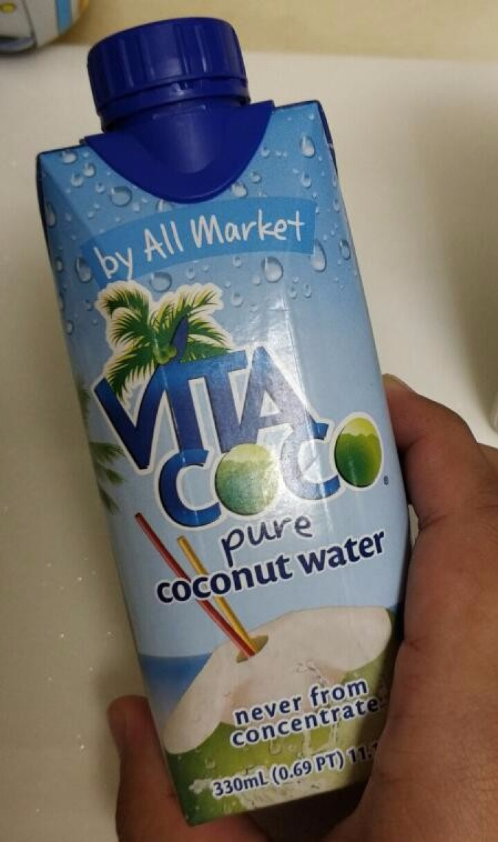 唯他可可（Vita Coco）天然椰子水进口NFC果汁饮料330ml*4瓶怎么样，好用吗，口碑，心得，评价，试用报告,第4张