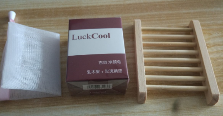 吉爽（LuckCool）玫瑰精油皂 (洁面皂手工皂洗脸皂洗面奶)男女士美肤净白皂保湿防皱补水嫩肤亮肤 玫瑰精油净颜皂125g怎么样，好用吗，口碑，心得，评价，试,第3张