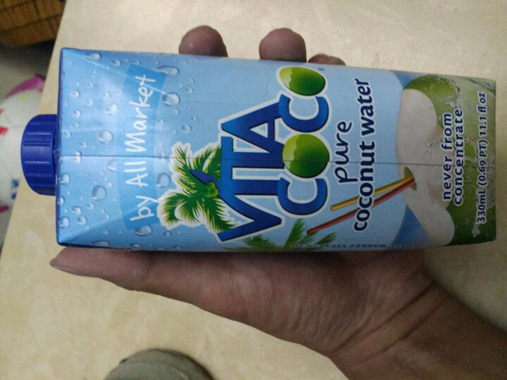 唯他可可（Vita Coco）天然椰子水进口NFC果汁饮料330ml*4瓶怎么样，好用吗，口碑，心得，评价，试用报告,第4张