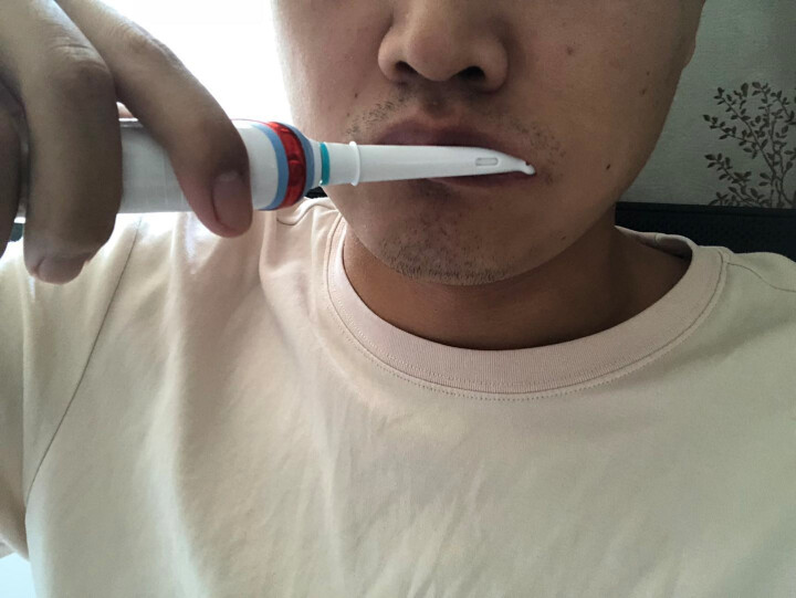 博朗 欧乐B（Oralb）P2000蓝 电动牙刷 3D声波震动成人充电式牙刷 清除牙渍 配EB17、EB50双刷头怎么样，好用吗，口碑，心得，评价，试用报告,第3张