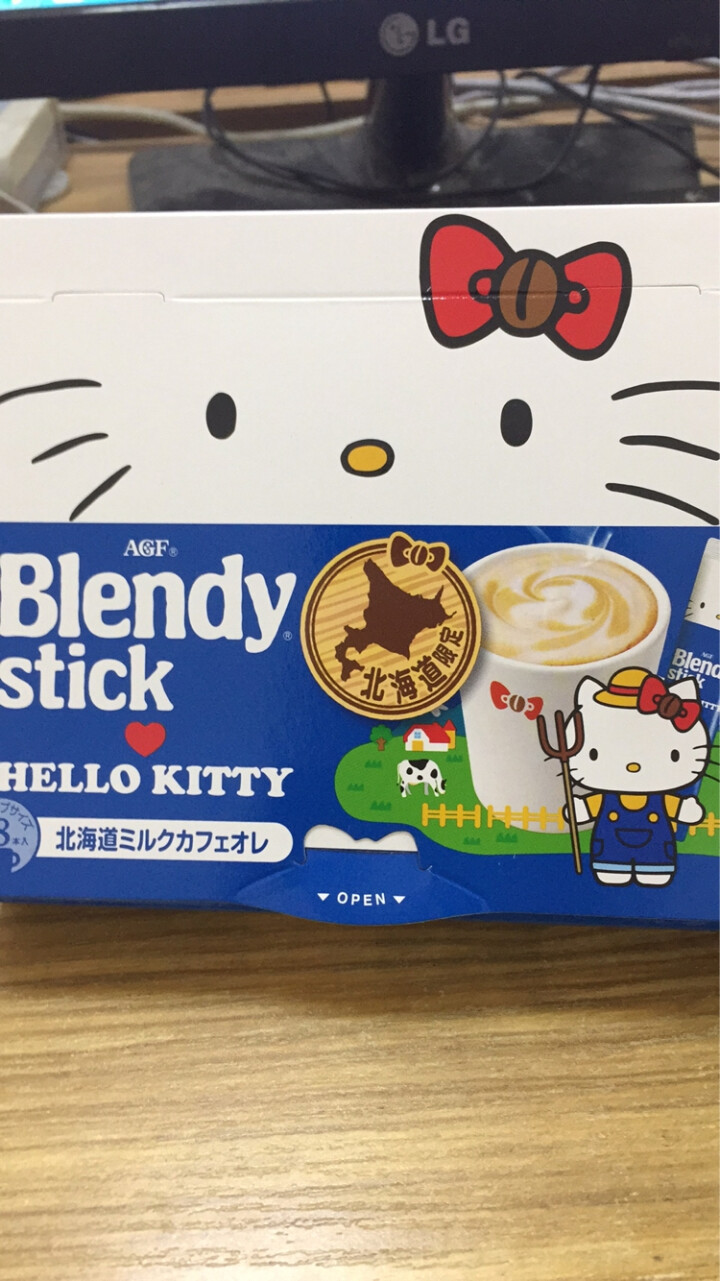 日本进口 AGF blendy hello kitty限定速溶草莓牛奶奶茶 冷热冲调剂 礼盒装 牛奶咖啡8条装怎么样，好用吗，口碑，心得，评价，试用报告,第2张