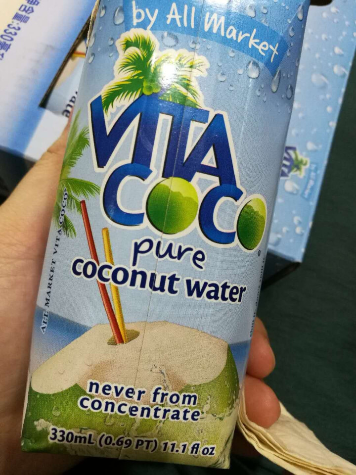 唯他可可（Vita Coco）天然椰子水进口NFC果汁饮料330ml*4瓶怎么样，好用吗，口碑，心得，评价，试用报告,第6张